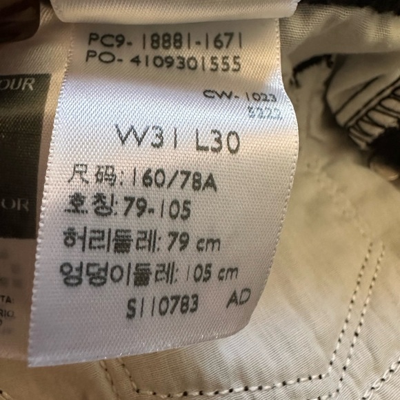 Levi’s Black Corduroy Pants - Picture 4 of 6